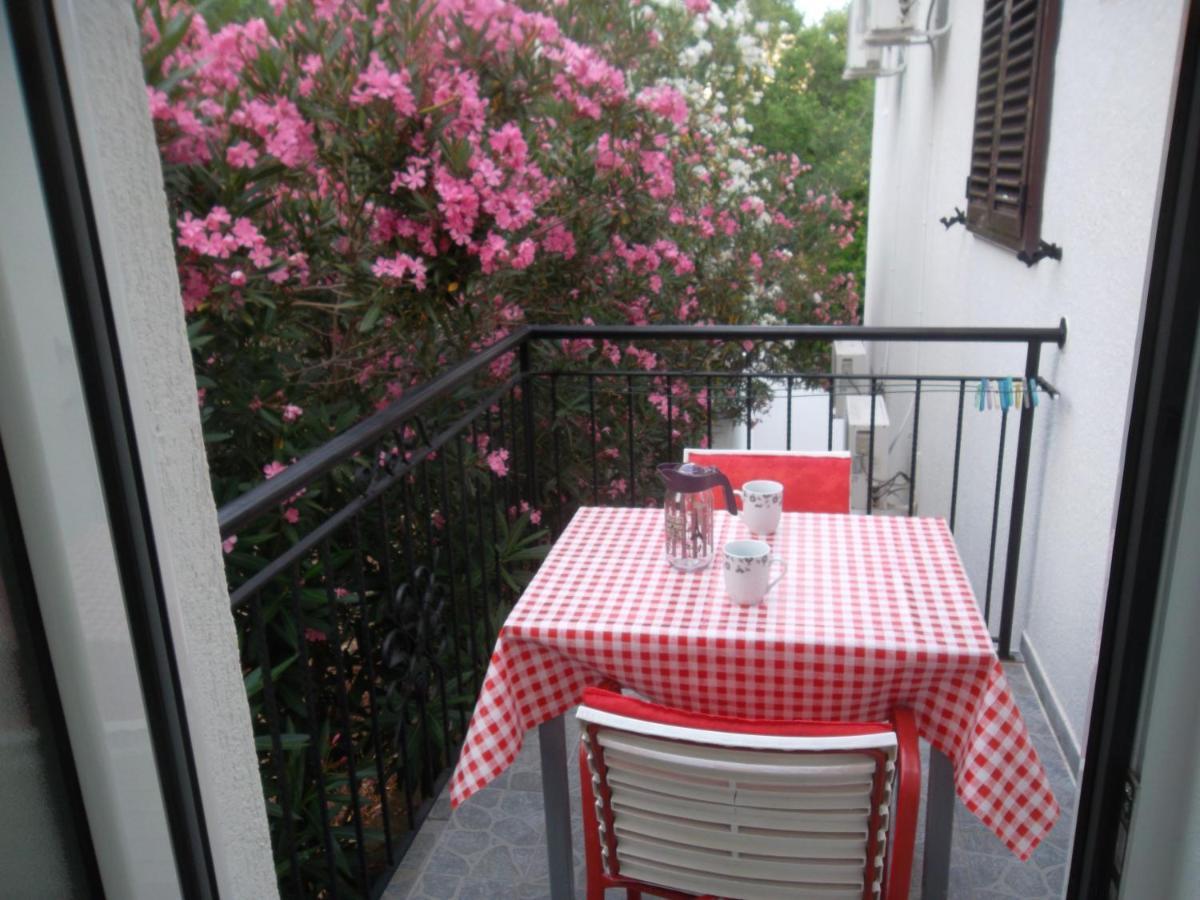 Guest House 4M Petrovac Exterior photo