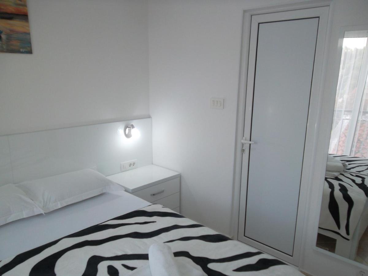 Guest House 4M Petrovac Exterior photo