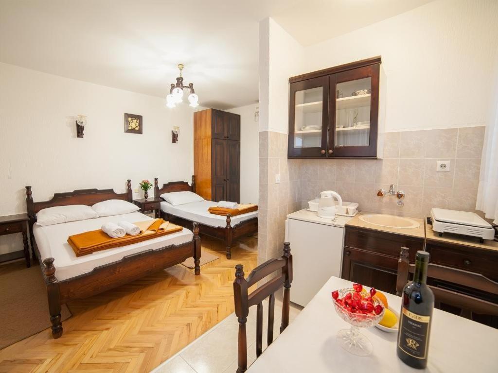 Guest House 4M Petrovac Room photo